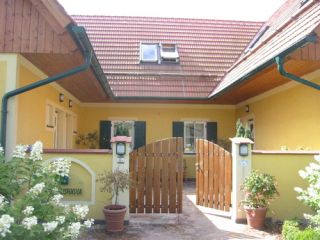 Hotel Feldkirchen Herberts Stubn Bild 1